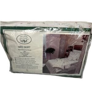 Vintage Laura Ashley FULL Castleberry Bed Skirt Ruffled NIP!